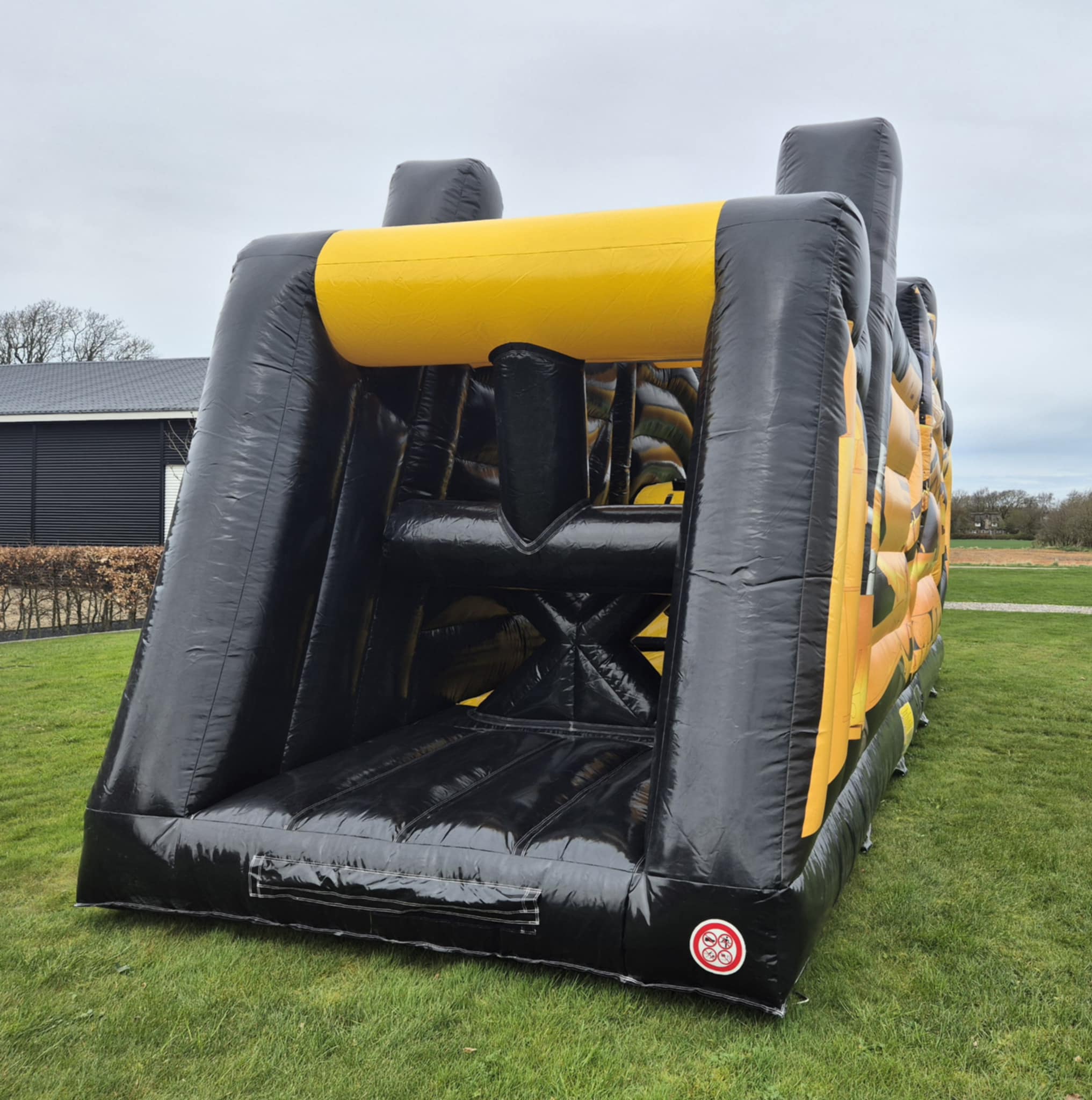 Bulldozer forhindringsbane  thumbnail 2